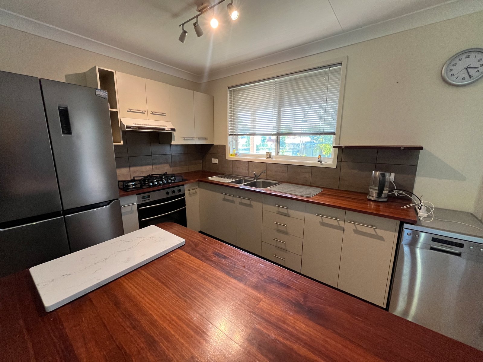 39 Kanangra Road MANILLA 4