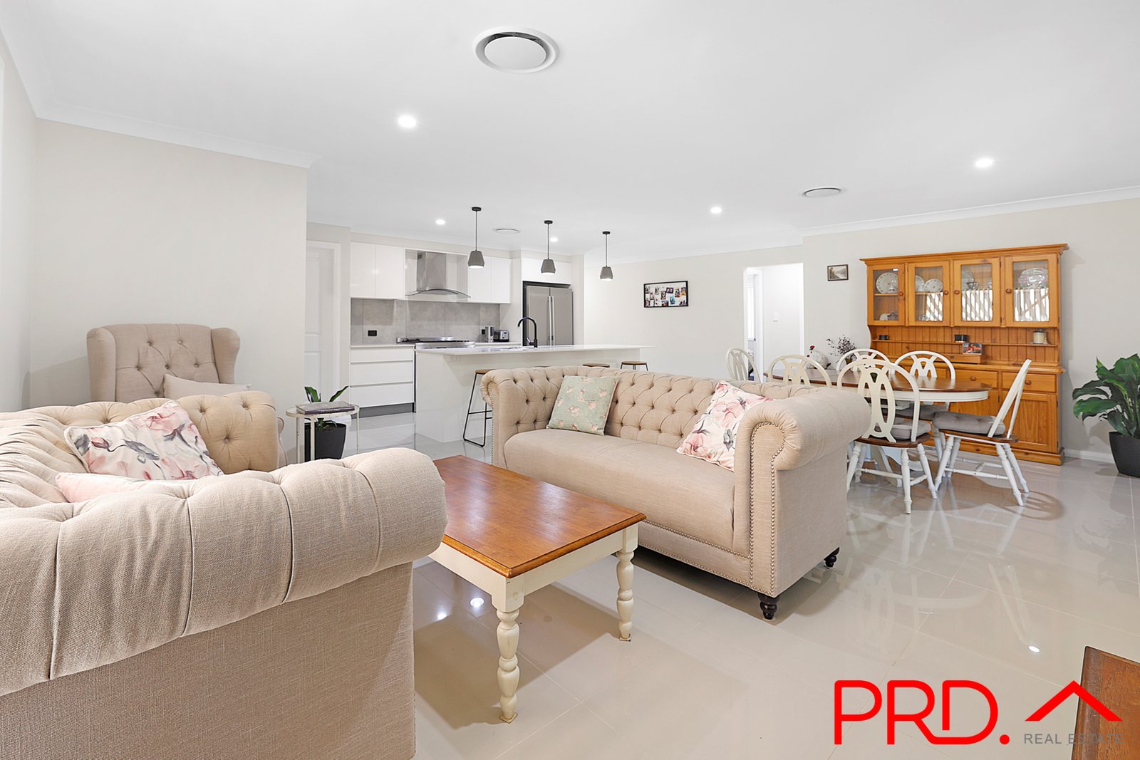 39 Kingham Street TAMWORTH 13