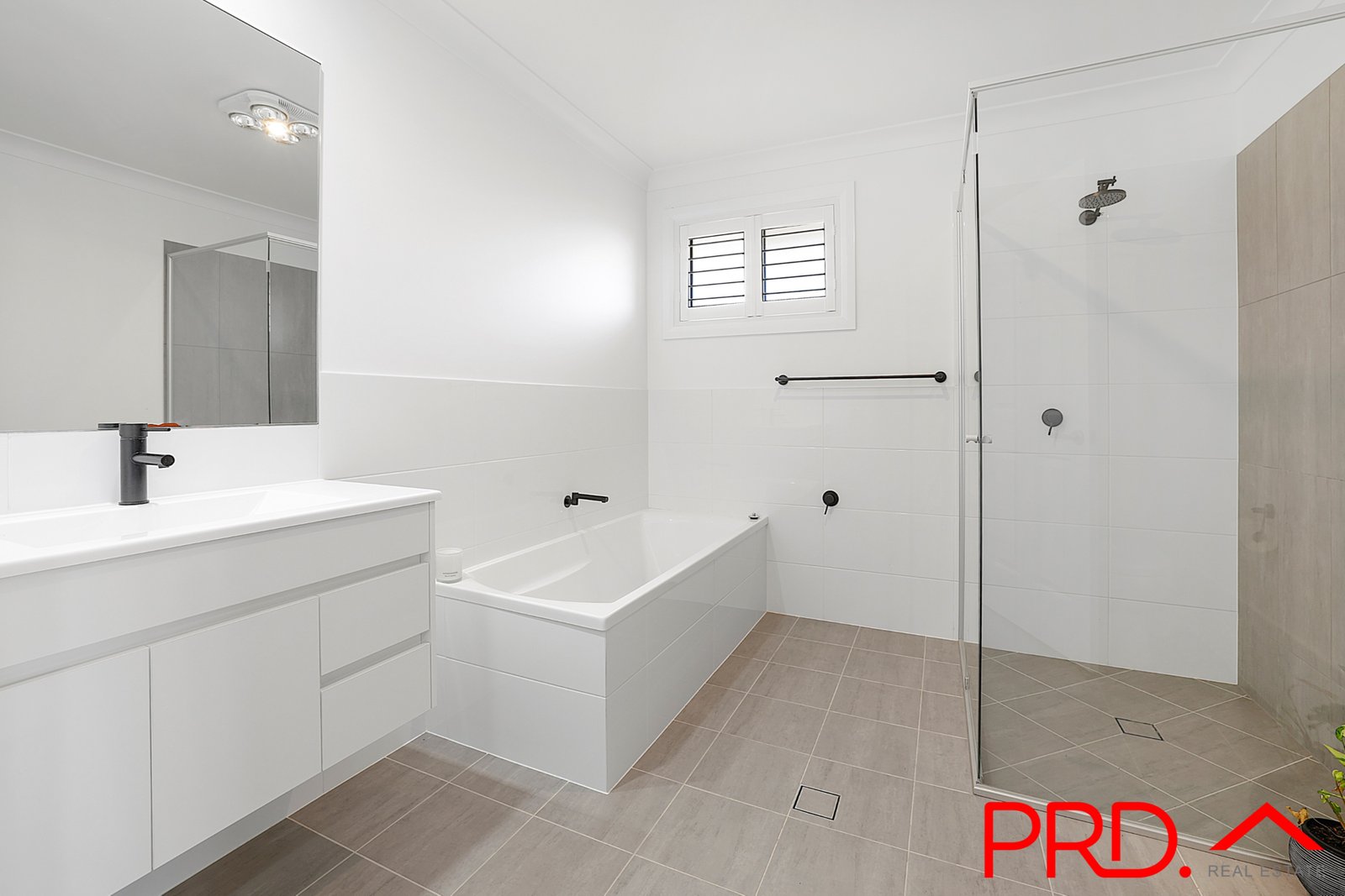 39 Kingham Street TAMWORTH 14