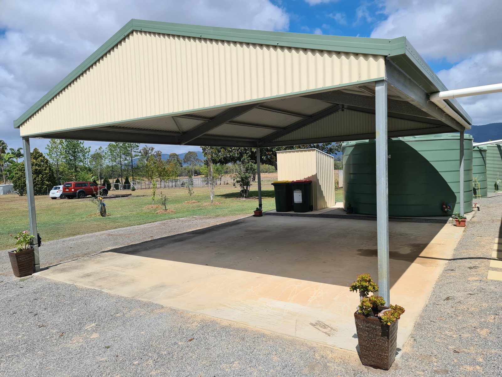 39 Koorawatha Drive BOROREN 4