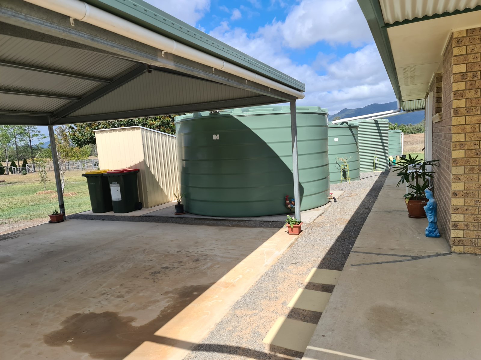 39 Koorawatha Drive BOROREN 13