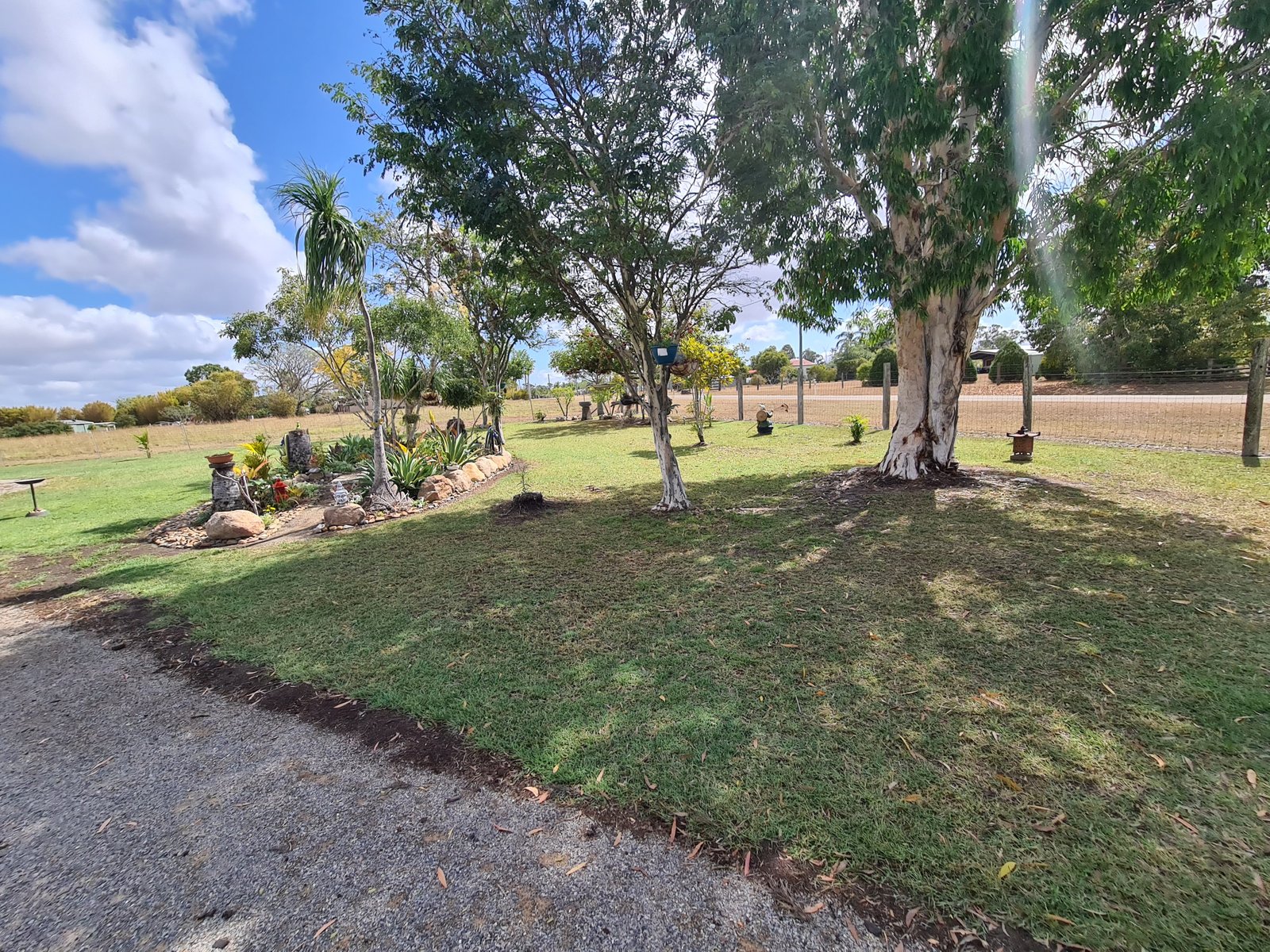 39 Koorawatha Drive BOROREN 16