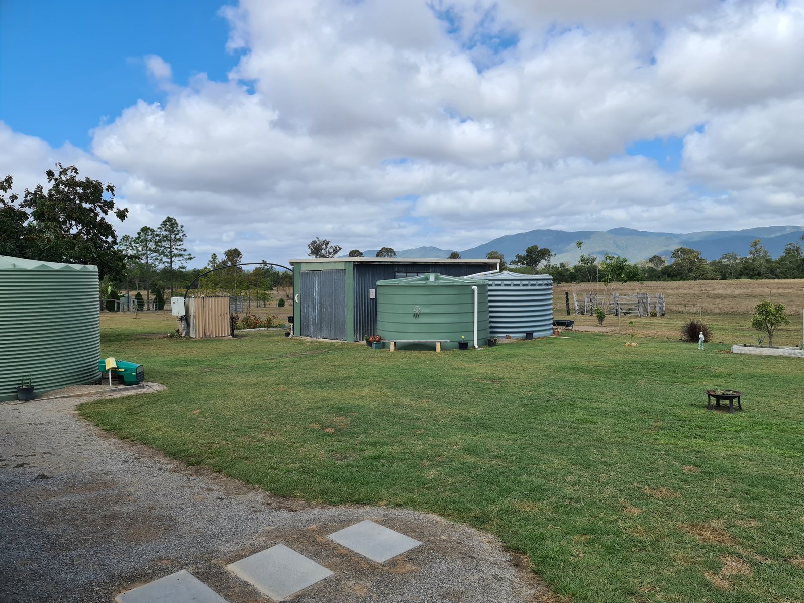 39 Koorawatha Drive BOROREN 21