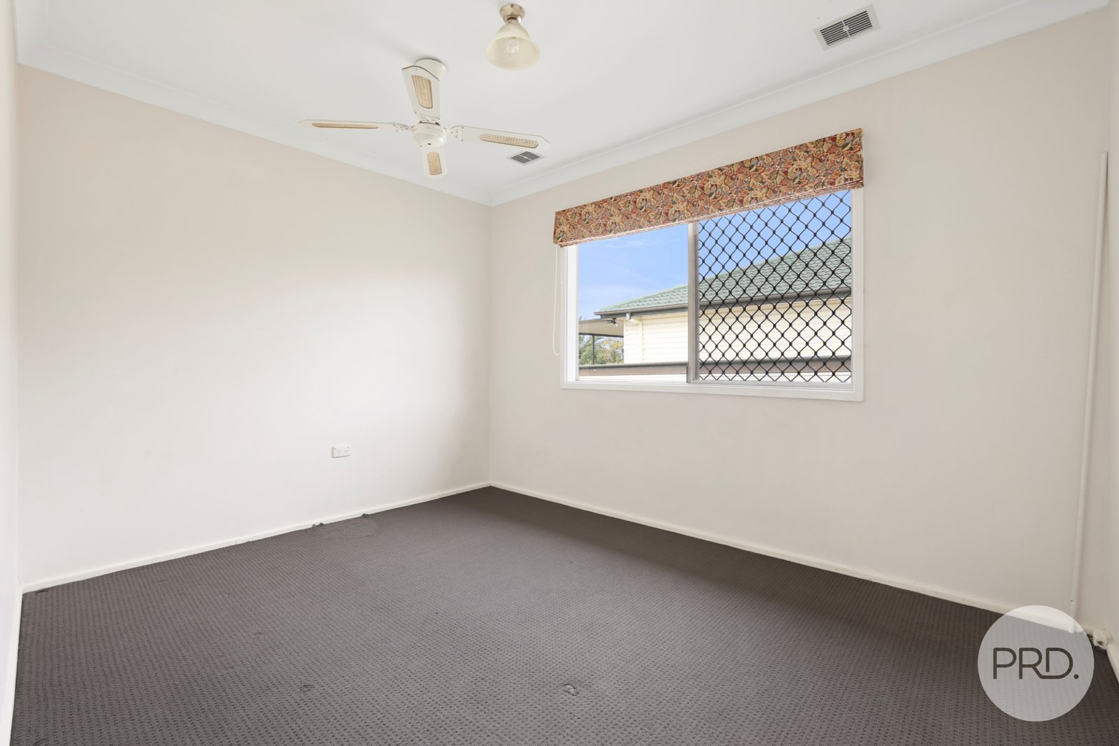 39 Kurrawan Street TAMWORTH 12