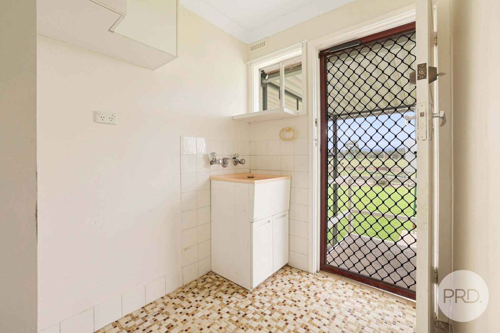 39 Kurrawan Street TAMWORTH 15