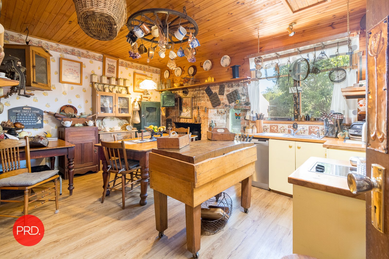 39 Lake Road BUNGENDORE 6