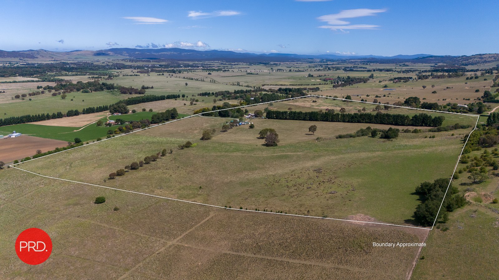 39 Lake Road BUNGENDORE 9
