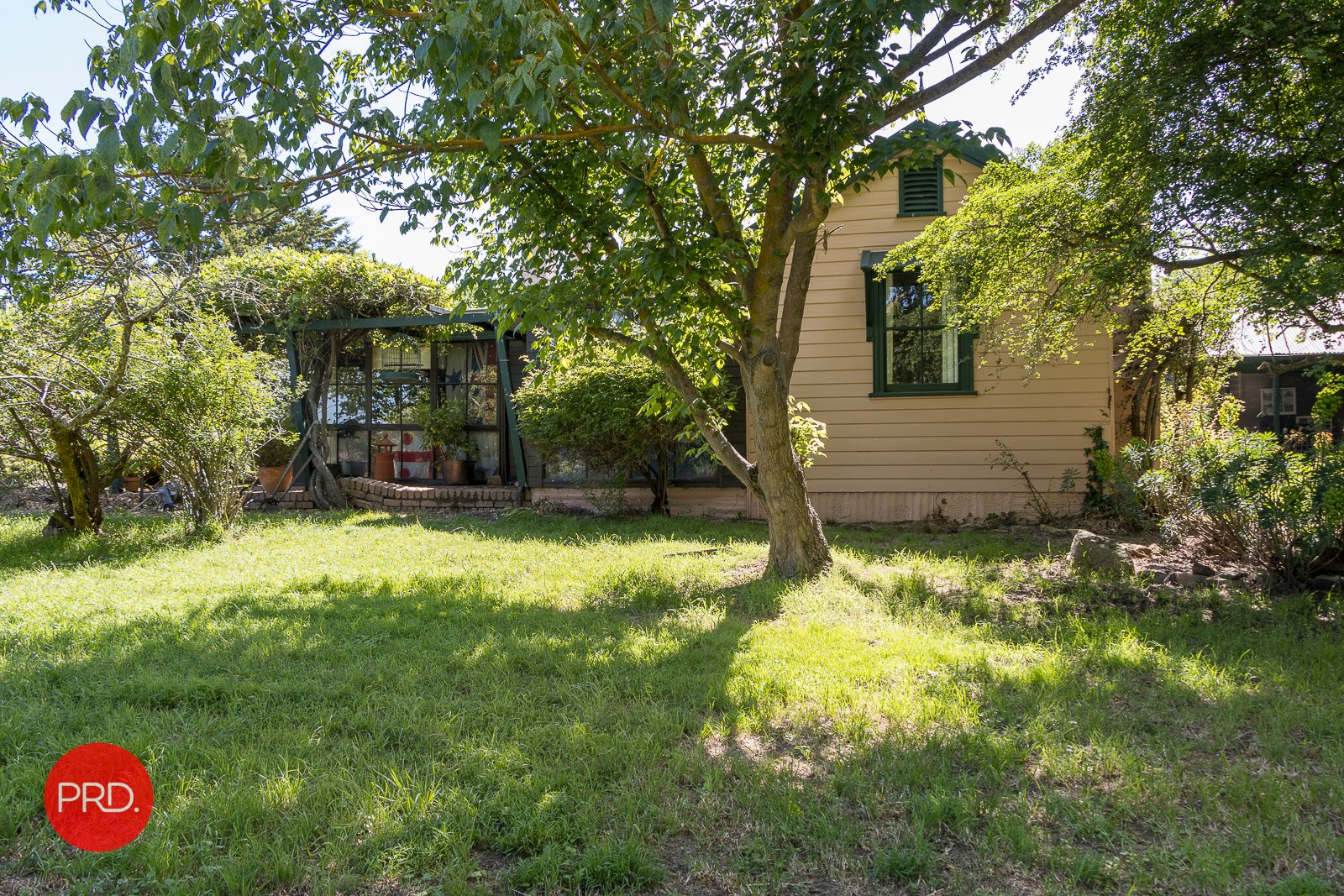 39 Lake Road BUNGENDORE 12