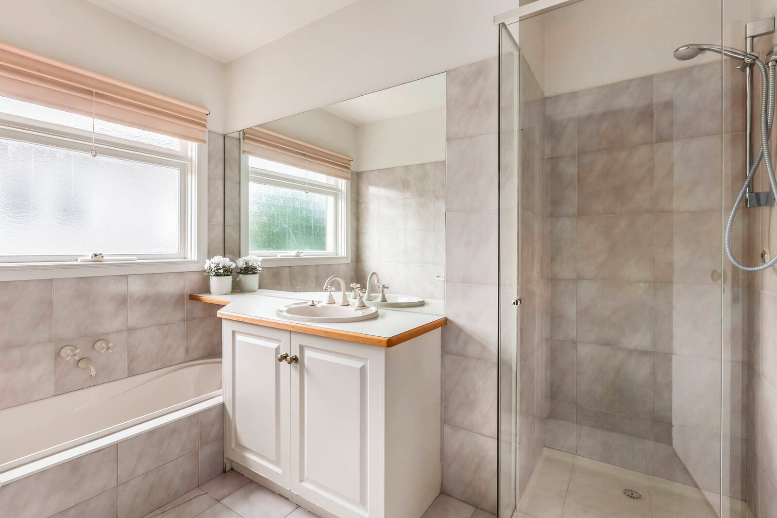 Real Estate and Property in 39 Larnook Street, Prahran, VIC