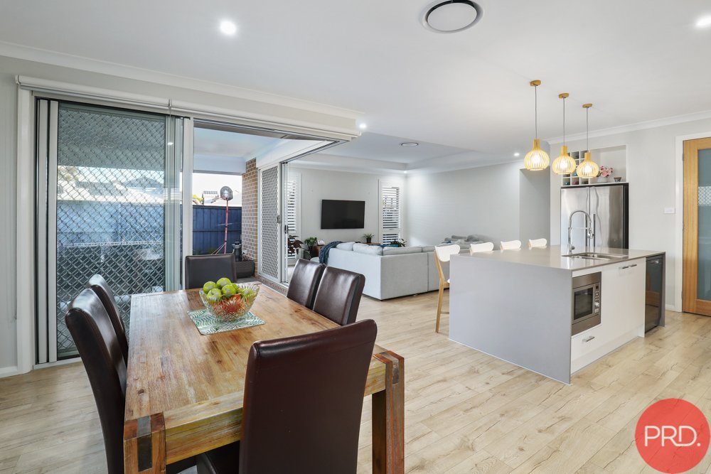 39 Lawrenson Parade THORNTON 3