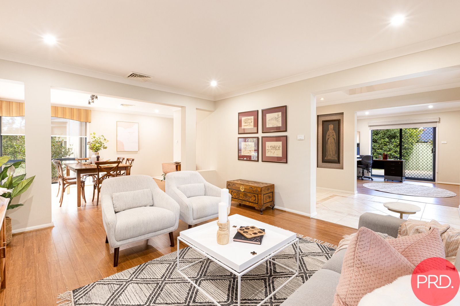 39 Leinster Circuit ASHTONFIELD 8