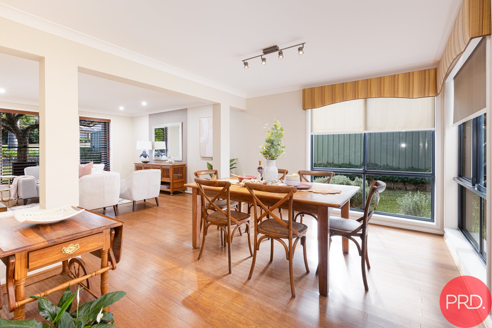 39 Leinster Circuit ASHTONFIELD 9