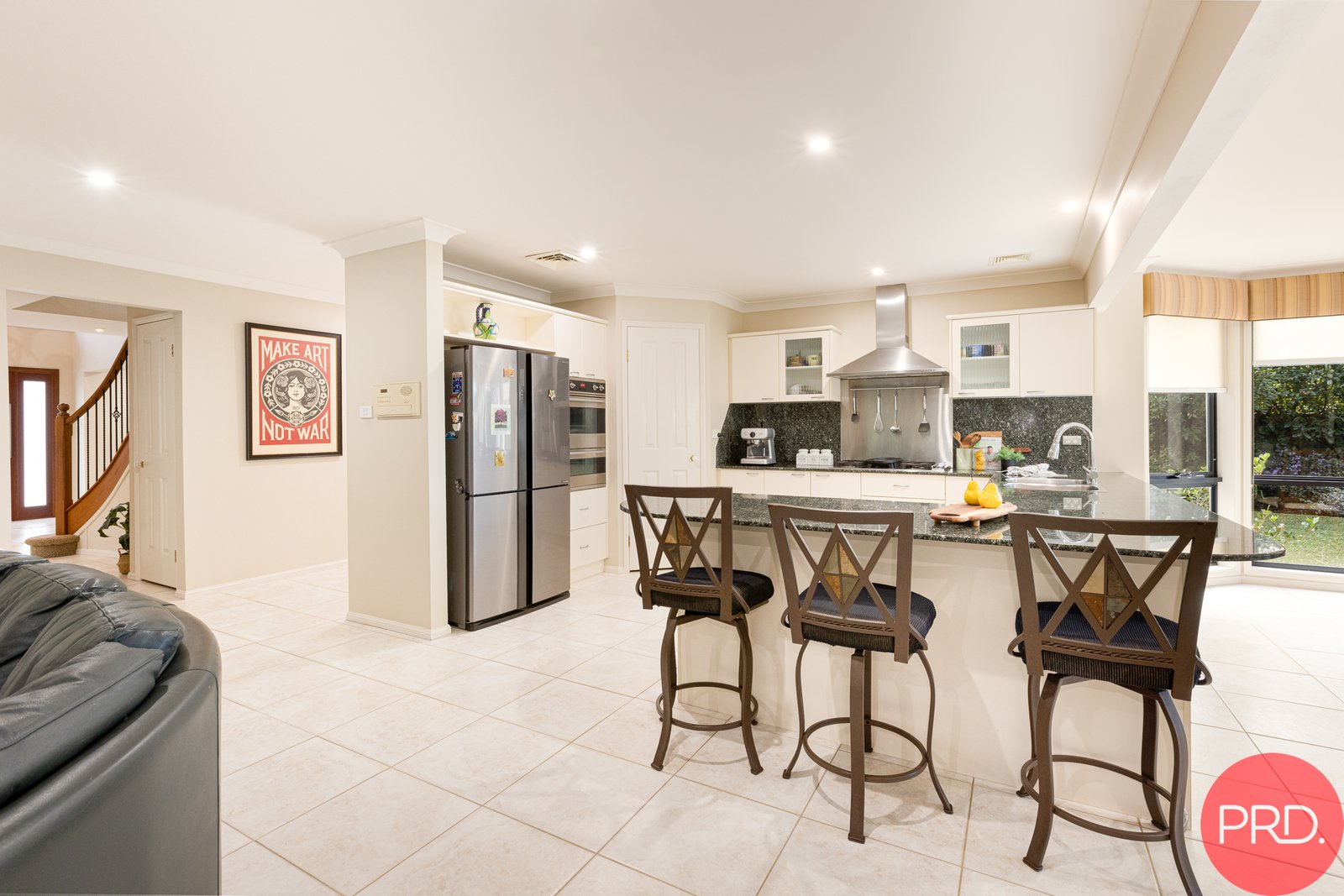 39 Leinster Circuit ASHTONFIELD 13