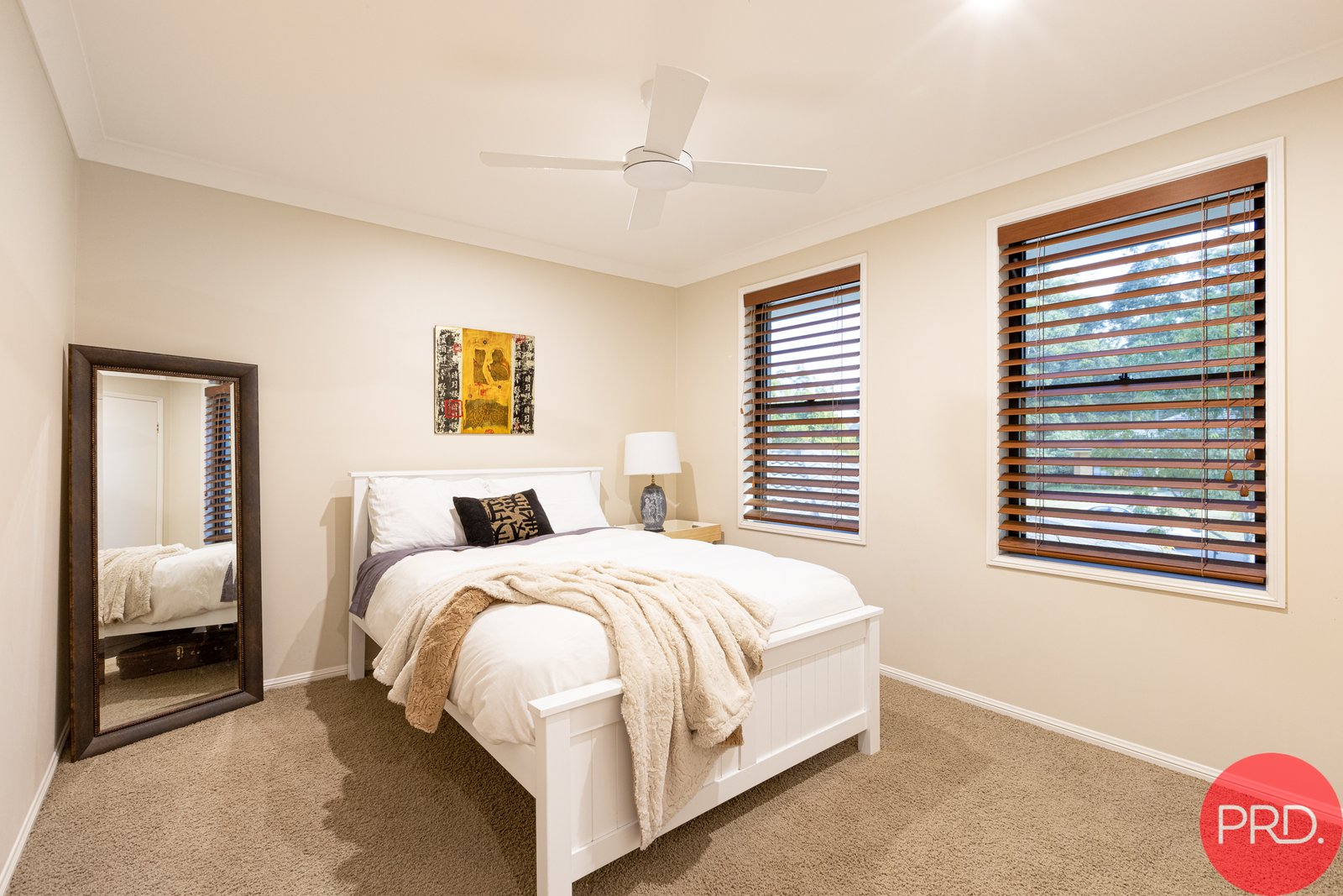 39 Leinster Circuit ASHTONFIELD 24