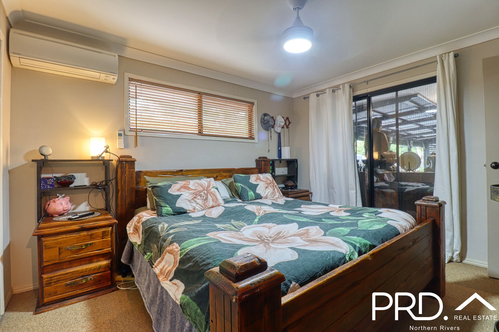 39 Lennox Street CASINO 8