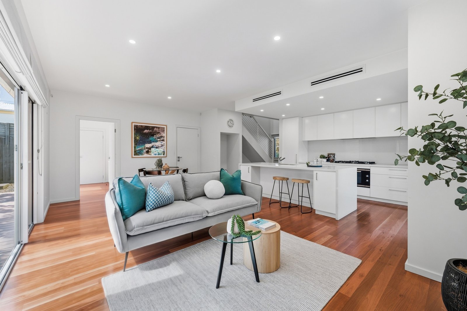 Gallery: 39 Lesden Street
