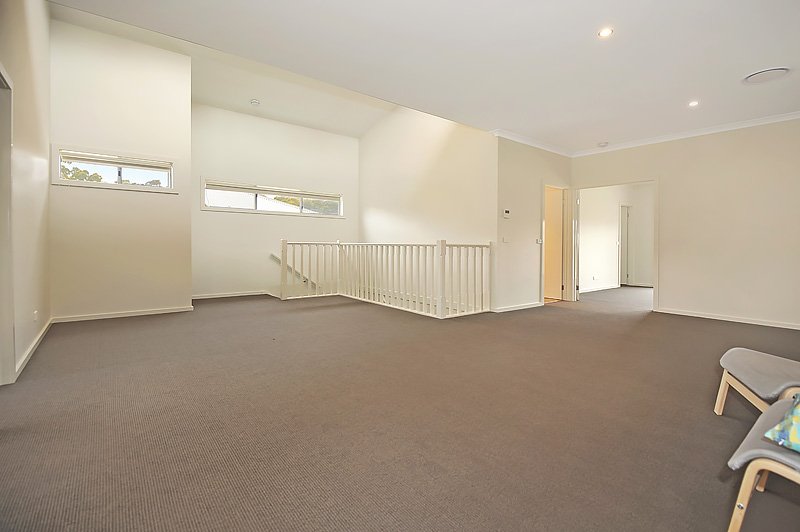 Gallery: 39 Lucia Crescent