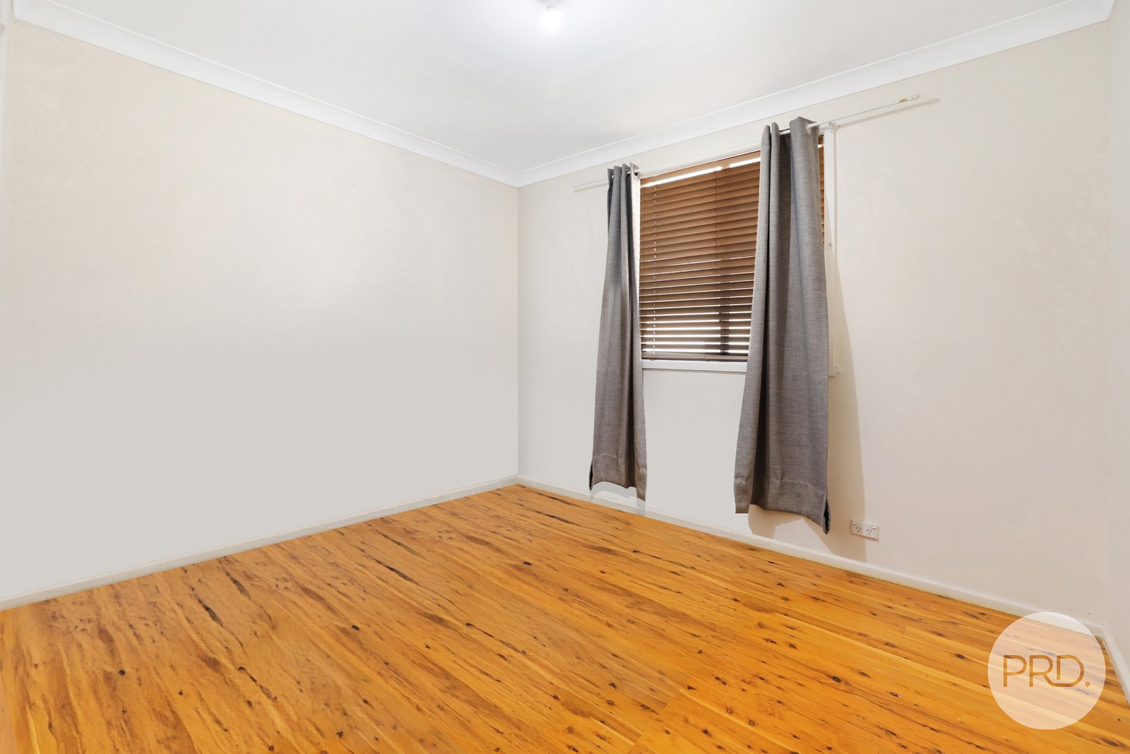 39 Mack Street TAMWORTH 12