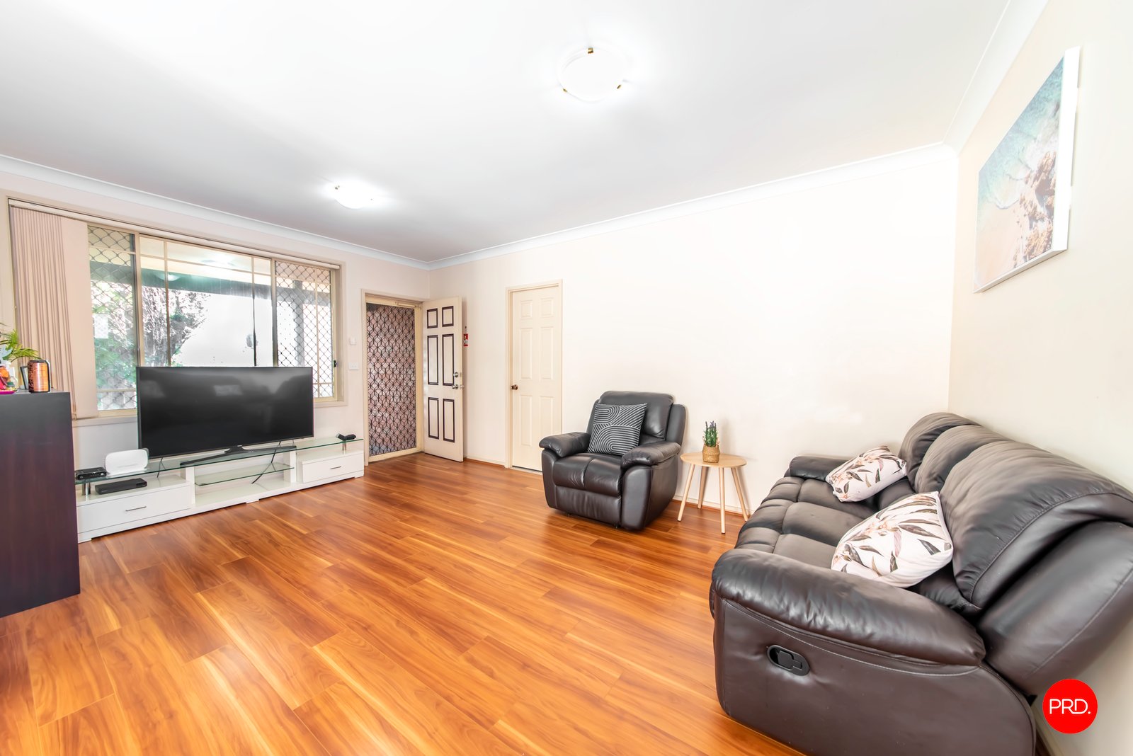 3/9 Macquarie Road INGLEBURN 3