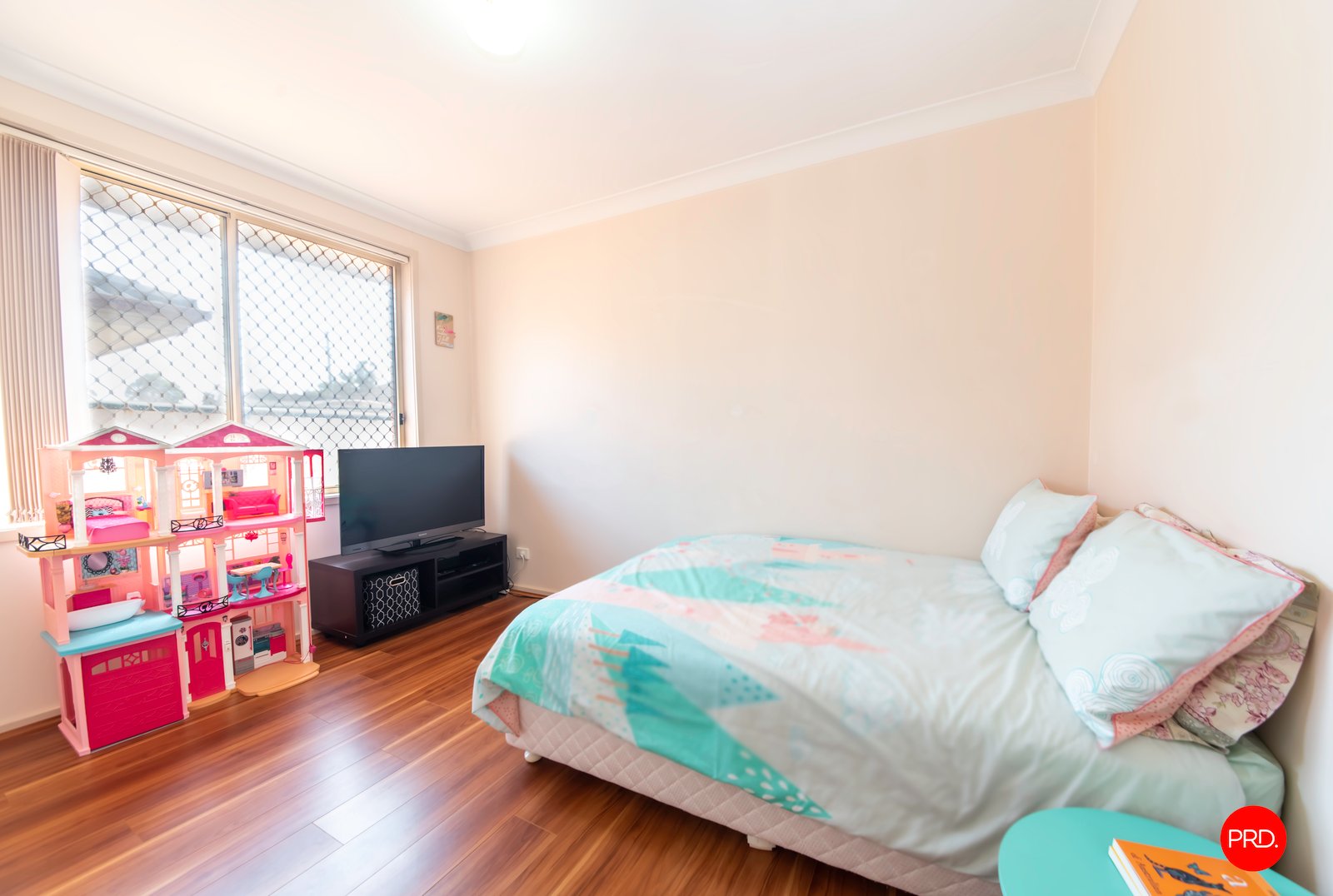 3/9 Macquarie Road INGLEBURN 12