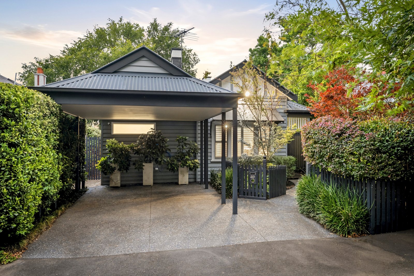 39 Mangarra Road, Canterbury, 3126