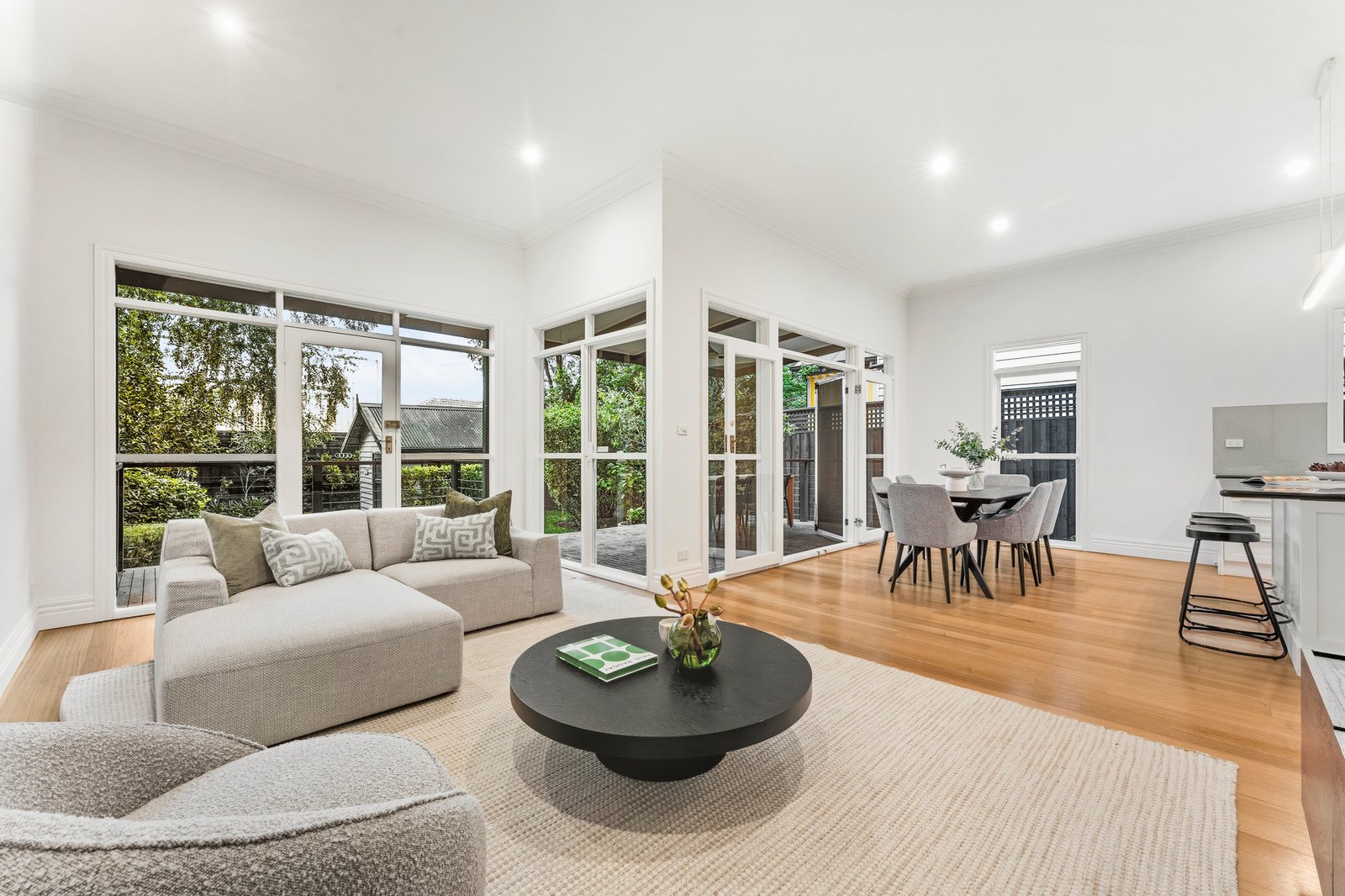 39 Mangarra Road, Canterbury, 3126