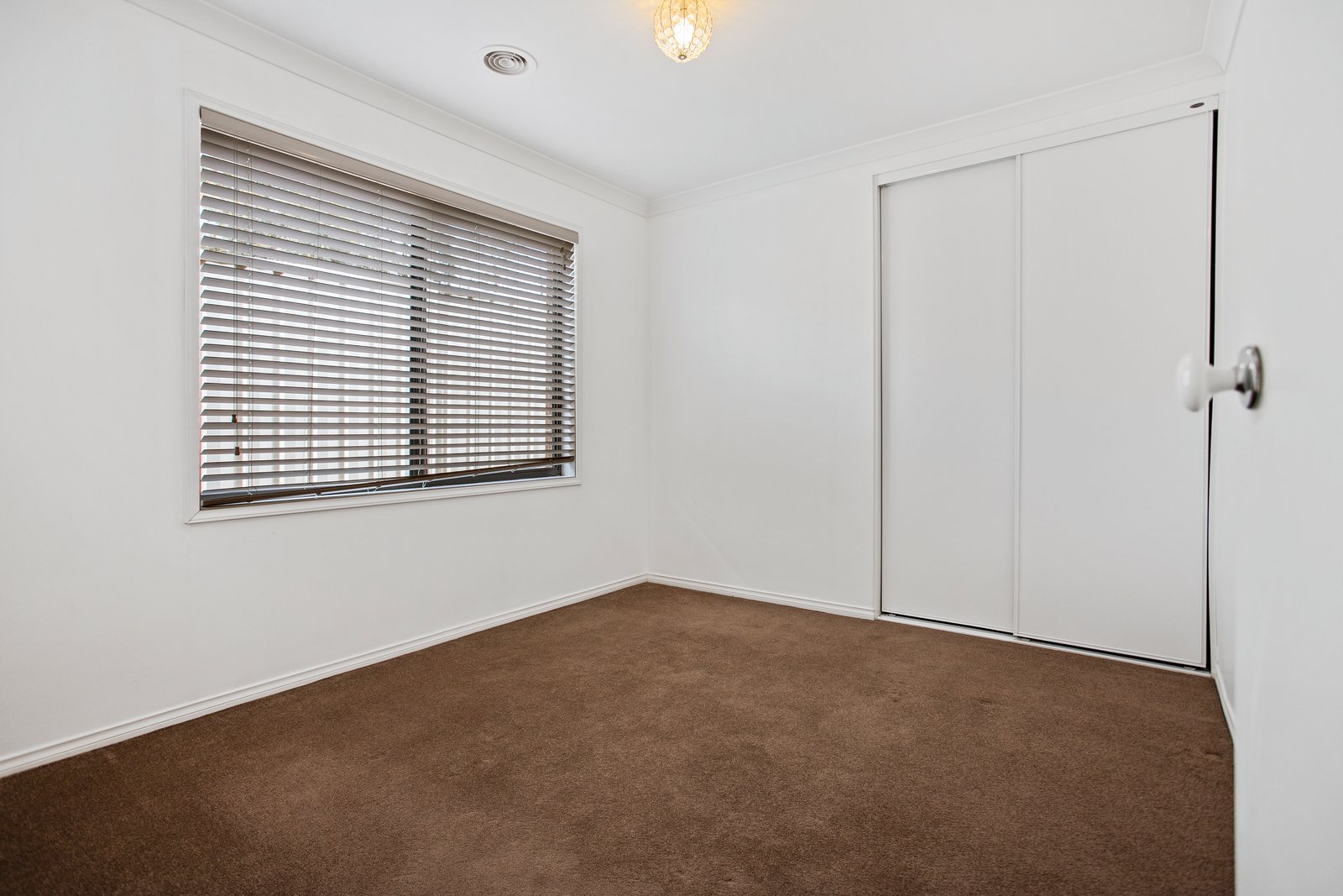 39 Manna Gum Drive EPSOM 11