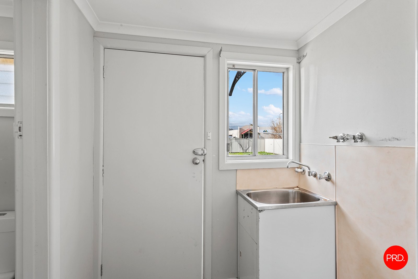 39 Market Street INGLEWOOD 9