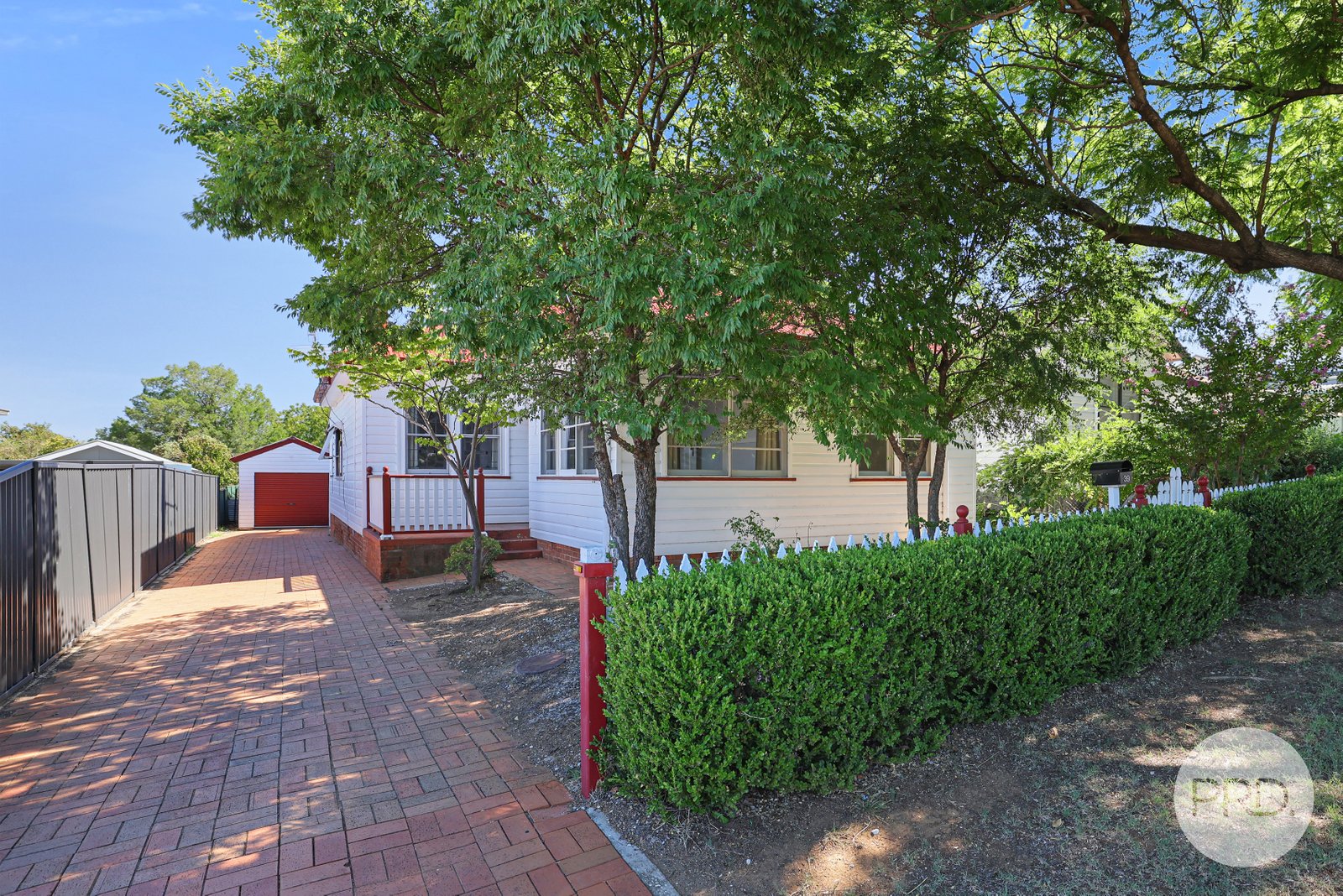 39 Mathews Street TAMWORTH 4