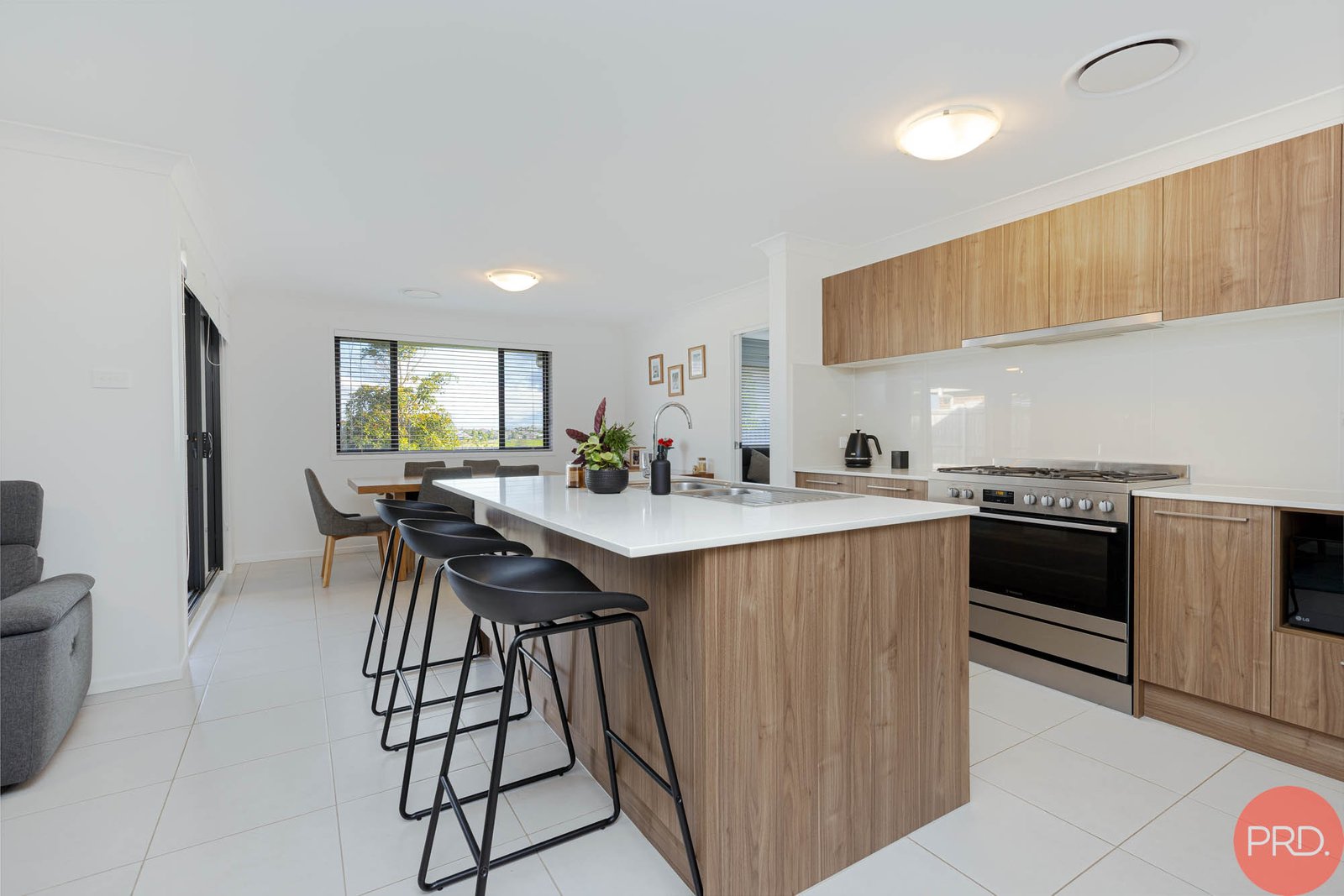 39 Mayo Crescent CHISHOLM 7