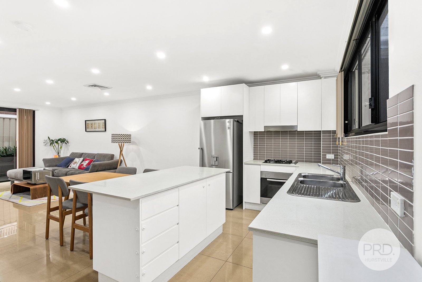 3/9 Mona Street ALLAWAH 3