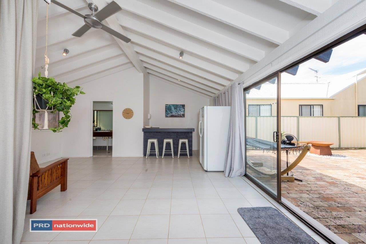 39 Morna Point Road ANNA BAY 15