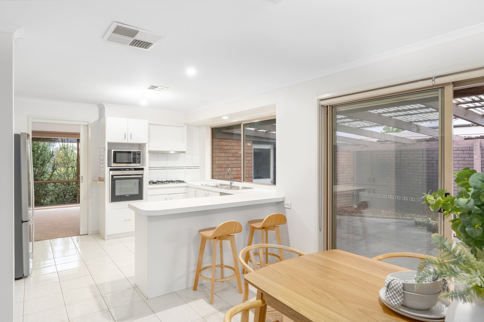 Gallery: 39 Moruya Drive