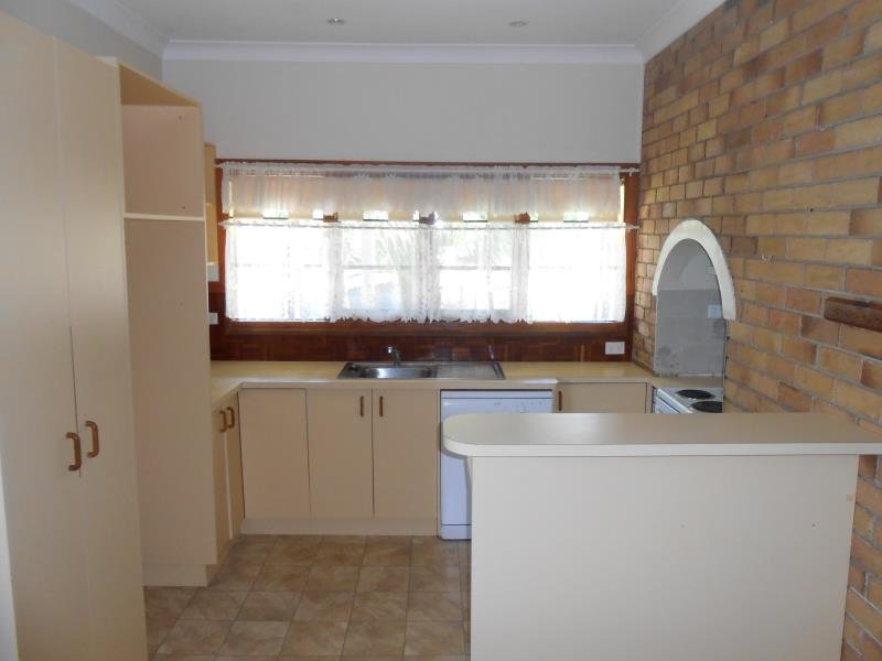 39 Murray Street TAMWORTH 7