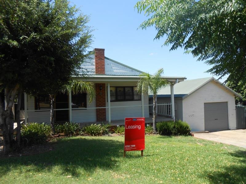 39 Murray Street TAMWORTH 8