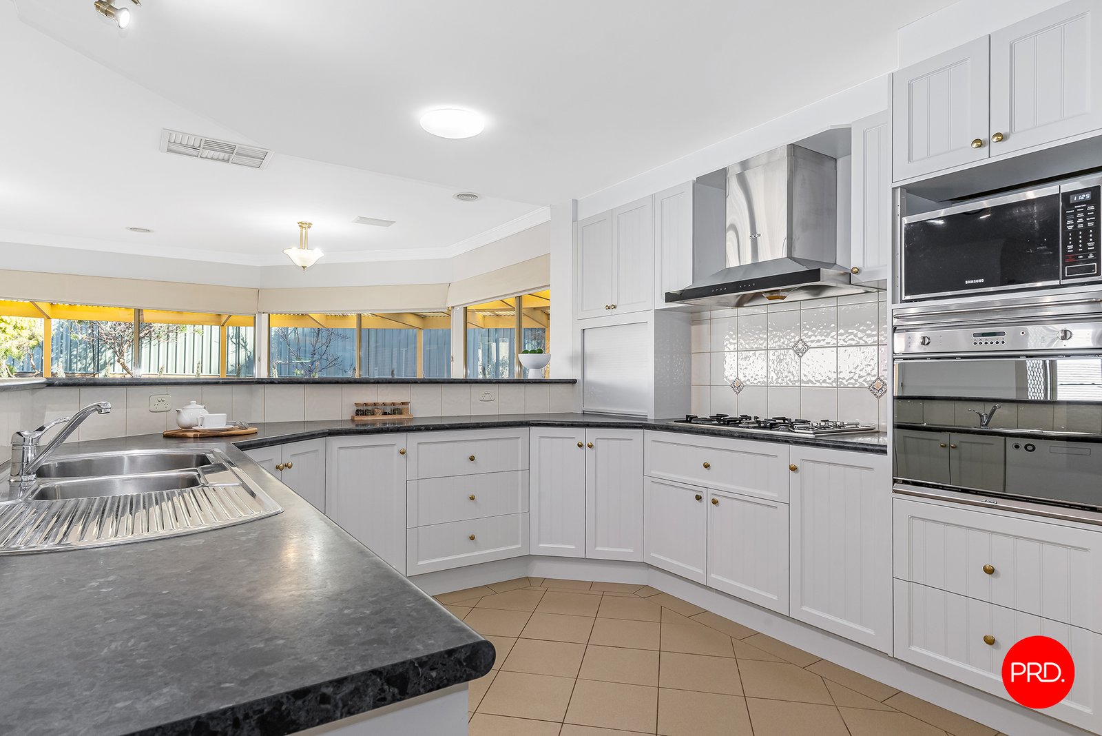 39 Northmoor Drive STRATHDALE 5