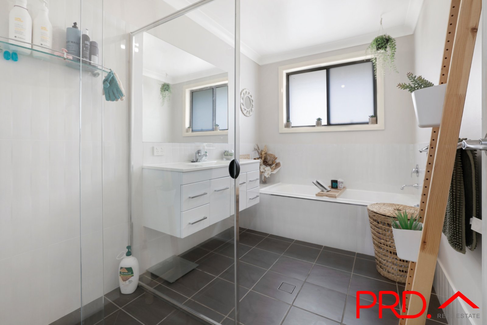 39 Nowland Crescent TAMWORTH 6