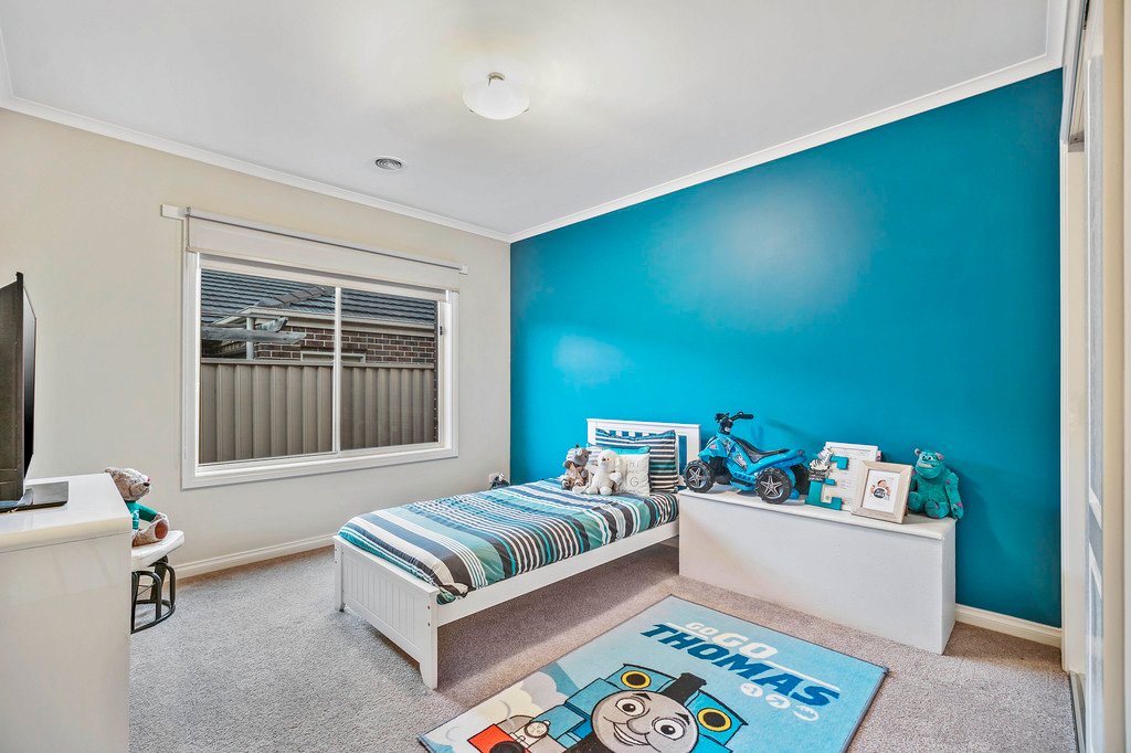 39 Orion Street SEBASTOPOL 11