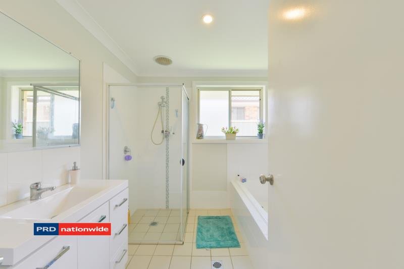 39 Orley Drive TAMWORTH 3