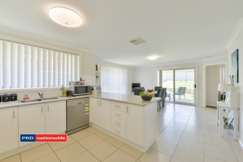 39 Orley Drive TAMWORTH 4