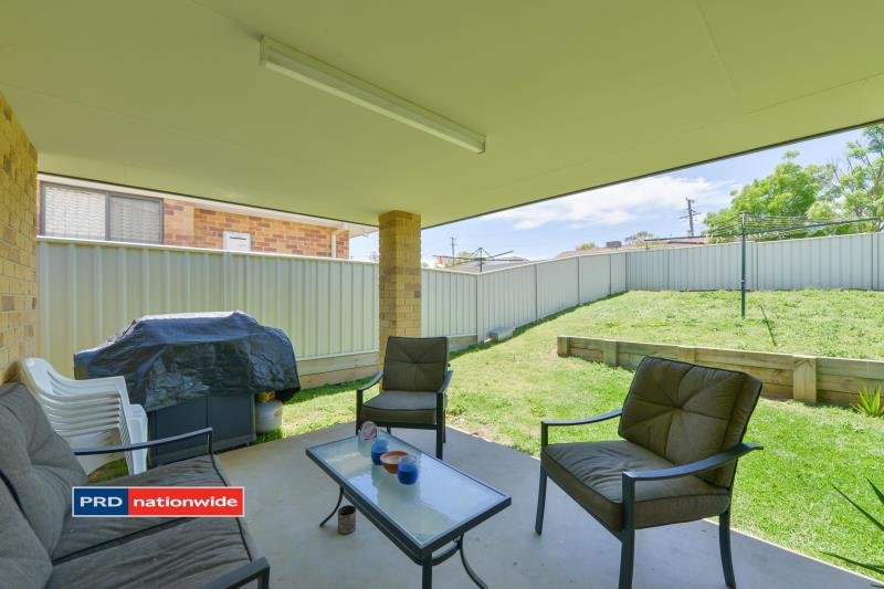 39 Orley Drive TAMWORTH 8