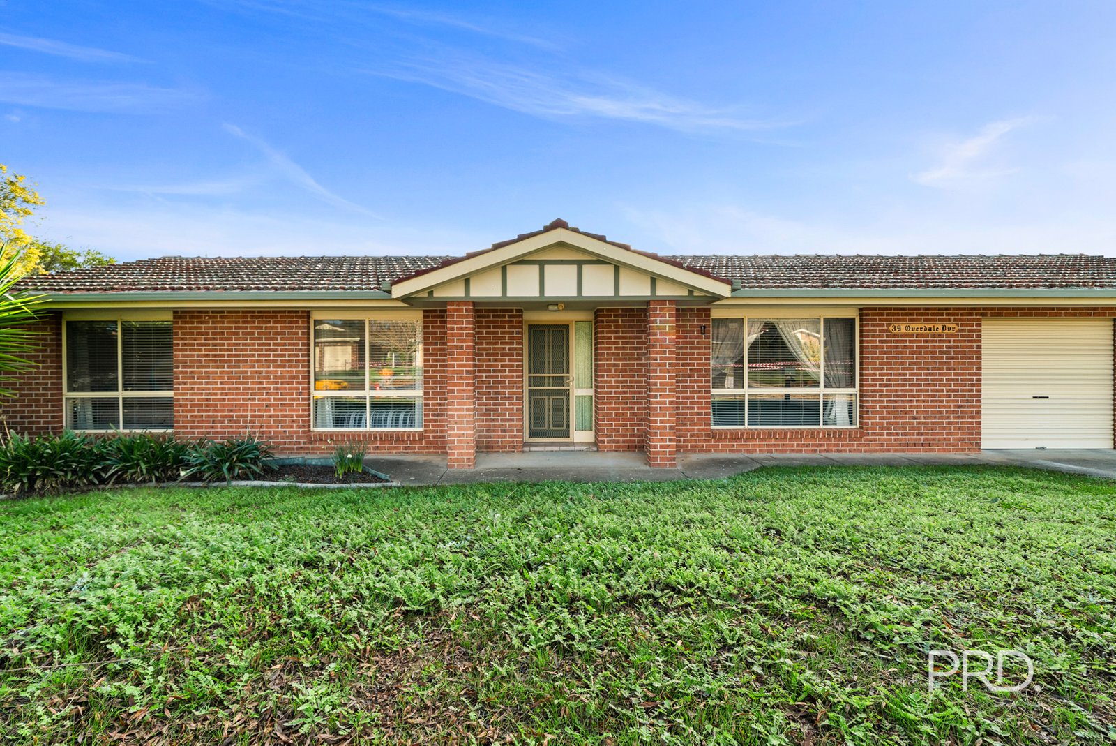 39 Overdale Drive BOURKELANDS 1