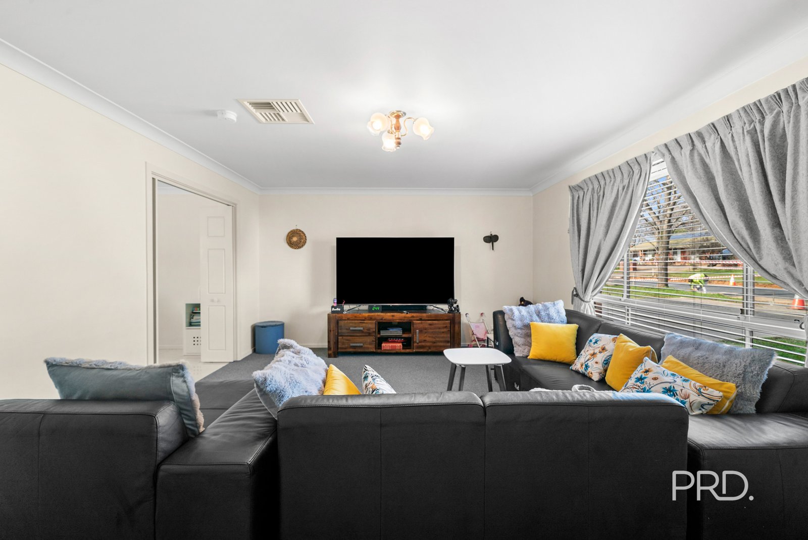 39 Overdale Drive BOURKELANDS 3