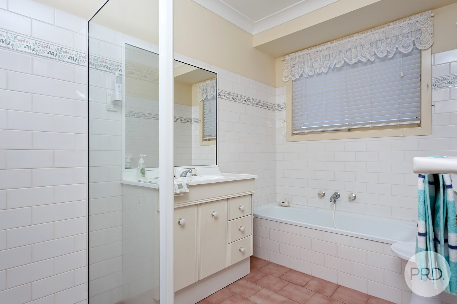 39 Overdale Drive BOURKELANDS 7