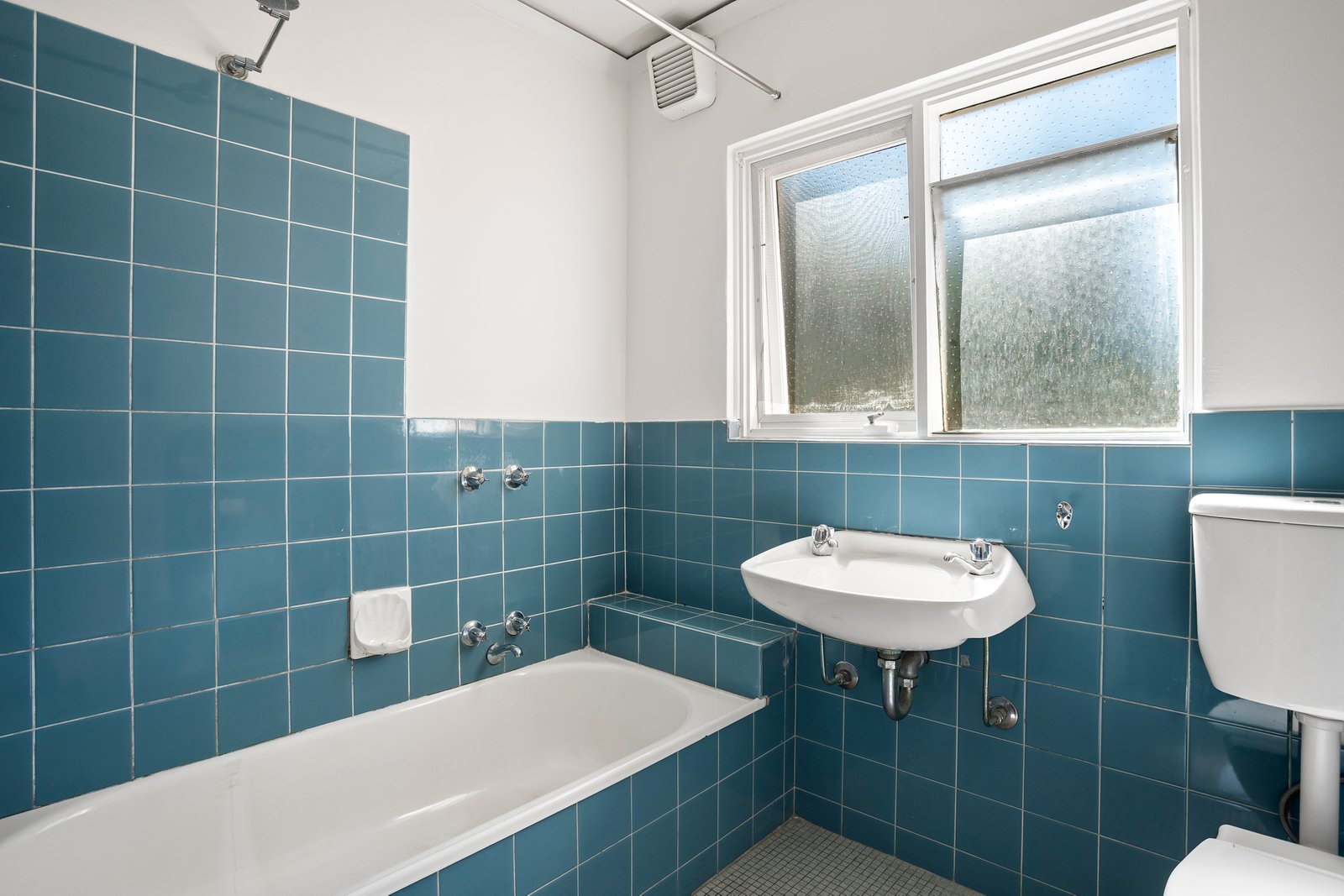 Real Estate and Property in 3/9 Parton Court, Carnegie, VIC