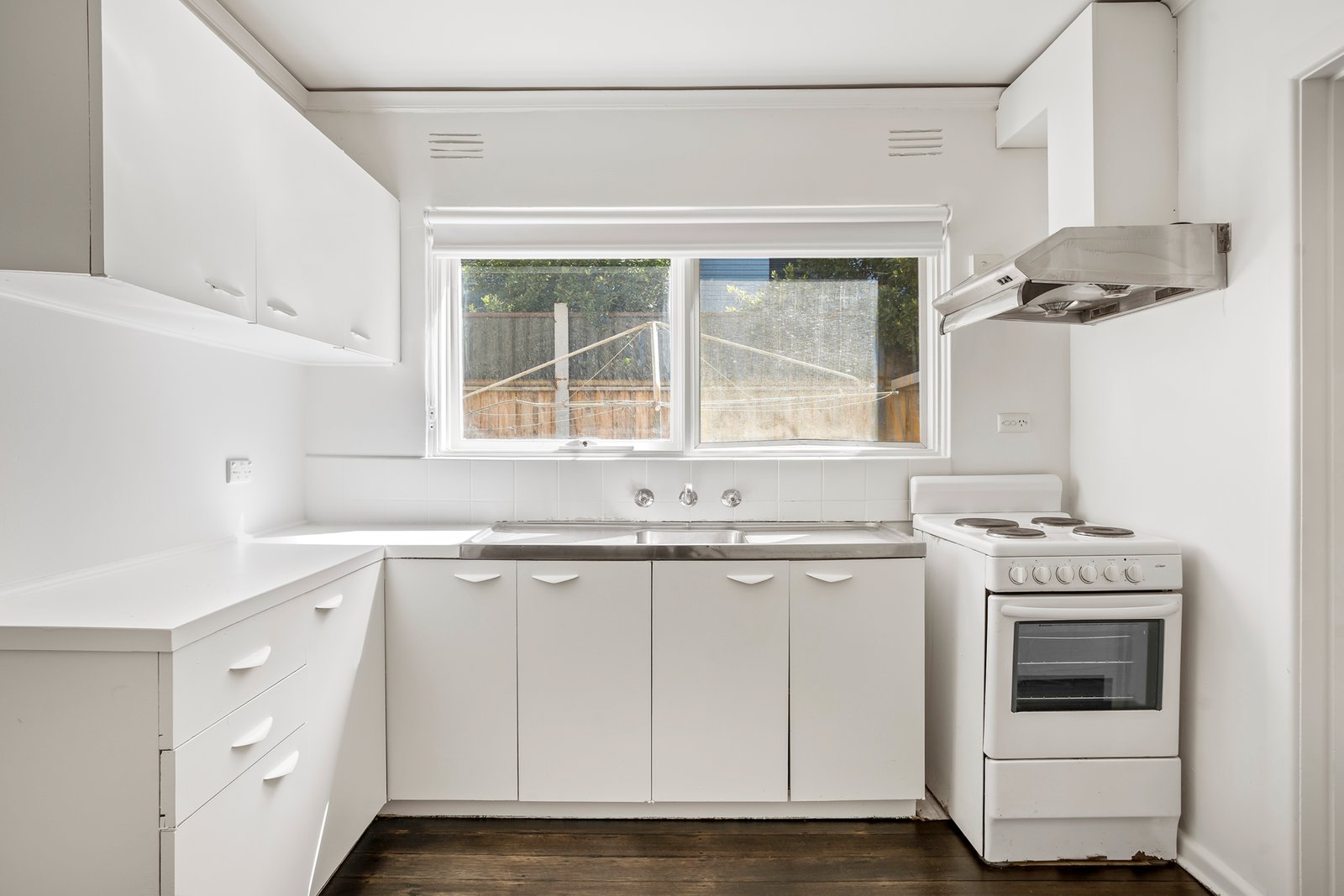 Real Estate and Property in 3/9 Parton Court, Carnegie, VIC