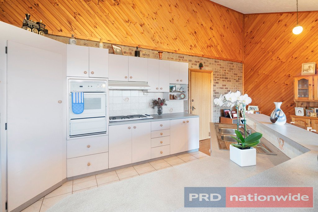 39 Poverty Peak Court GORDON 14