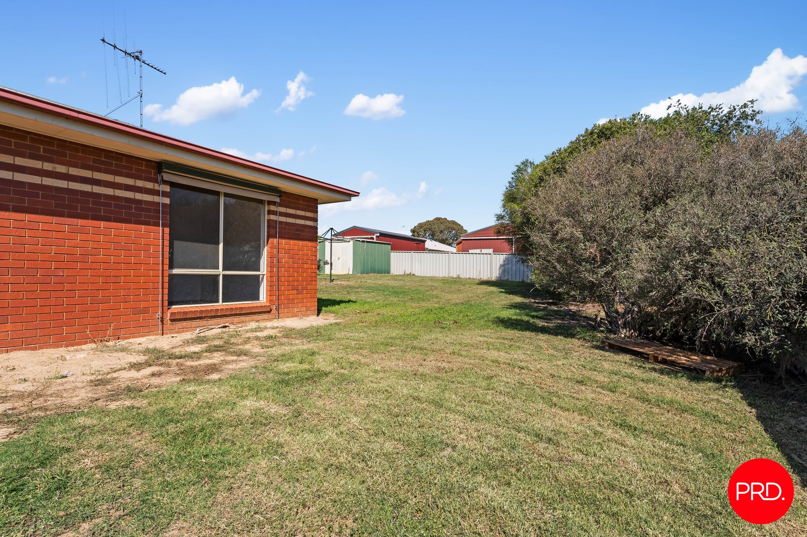 39 Queen Street KANGAROO FLAT 11