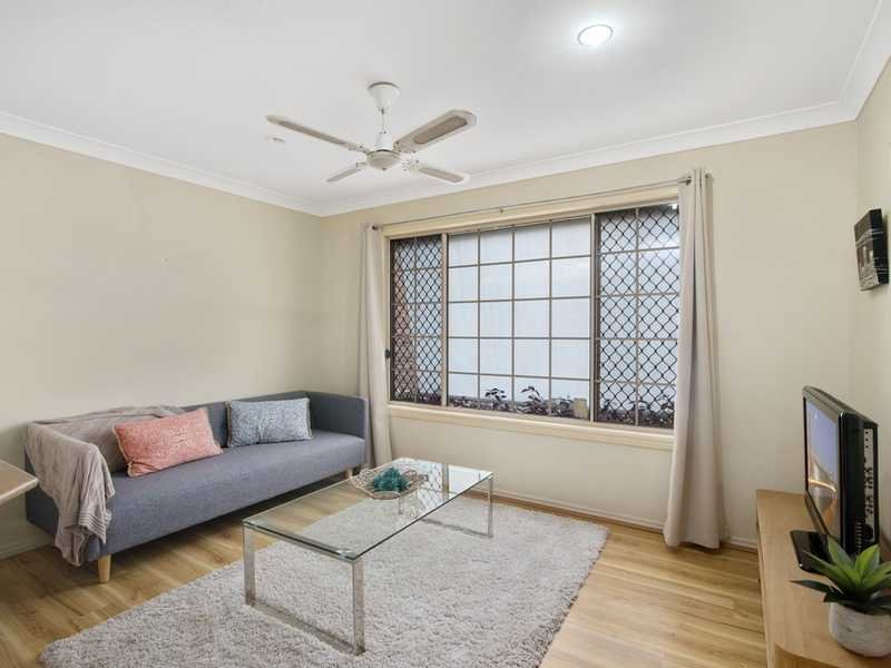 3/9 Railway Street MUDGEERABA 3