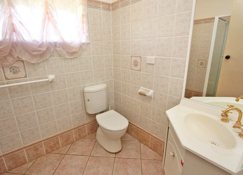 39 Raye Street TOLLAND 7